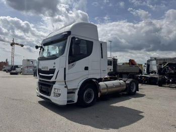 شاحنة جرار IVECO Stralis 460