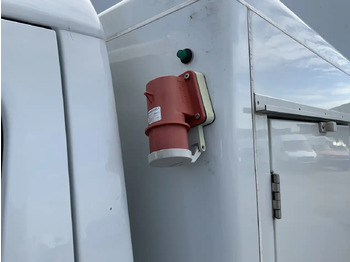 الشاحنات الصغيرة المبردة Mercedes-Benz Sprinter 311 2.2 CDI 366 ijsAuto - 40 C. Deuren 10 Euro 6: صور 2