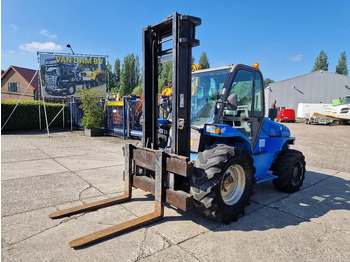 شاحنات الطرق الوعرة MANITOU