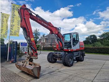حفارة على عجلات TEREX