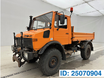 قلابات UNIMOG