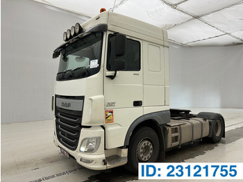 شاحنة جرار DAF XF 460