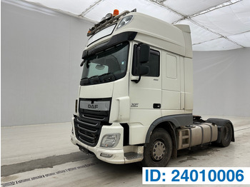 شاحنة جرار DAF XF 460