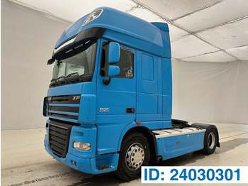 شاحنة جرار DAF XF 105 460