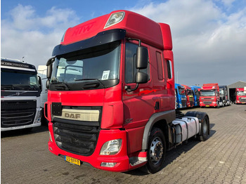 شاحنة جرار DAF CF 460