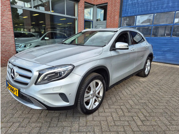 سيارة MERCEDES-BENZ