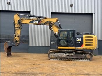 حفارات زحافة CATERPILLAR 323