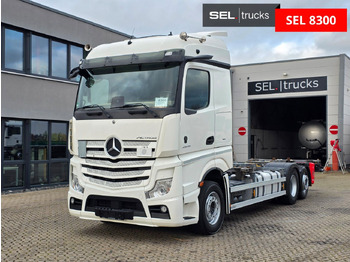 شاحنات الحاويات/ جسم علوي قابل للتغيير شاحنة MERCEDES-BENZ Actros 2545