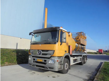 فراغ شاحنة MERCEDES-BENZ Actros 2532