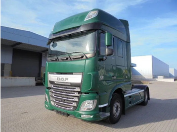 شاحنة جرار DAF XF 106 460