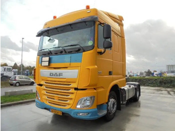شاحنة جرار DAF XF 440