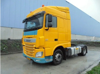 شاحنة جرار DAF XF 440