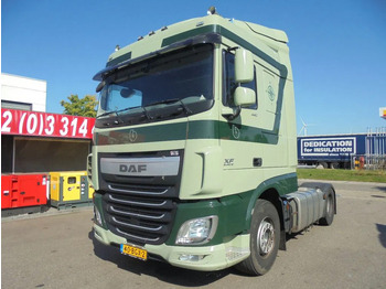 شاحنة جرار DAF XF 440