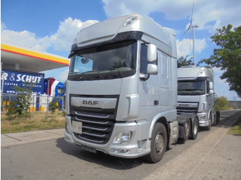 شاحنة جرار DAF XF 450