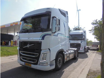 شاحنة جرار VOLVO FH 420