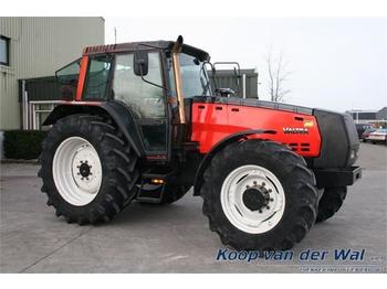 جرار Valtra Valmet 8750: صور 1