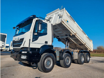 قلابات IVECO X-WAY