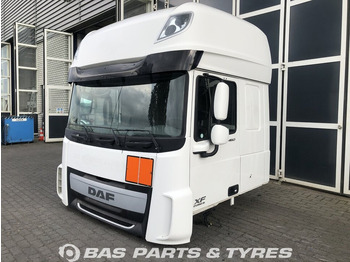 الكابينة والداخلية DAF XF 106
