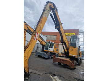 حفارة النقل والشحن LIEBHERR A 924