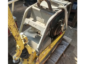 صفائح اهتزازية WACKER