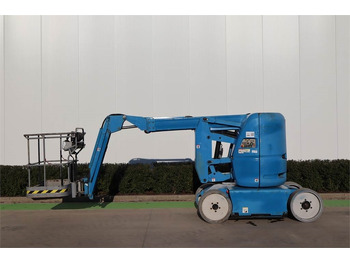 رافعات سلة مفصلية MANITOU