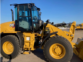اللودر بعجل CATERPILLAR 910: صور 5