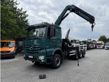 شاحنة ذات الخطاف MERCEDES-BENZ Arocs 3251