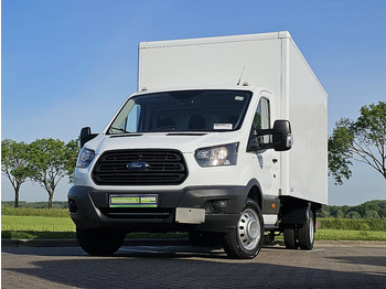 الشاحنات الصغيرة صندوق مغلق FORD Transit