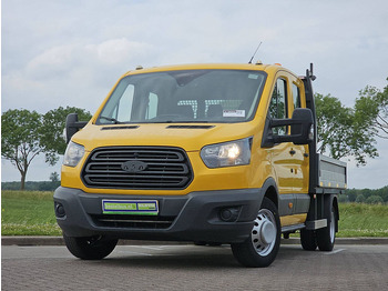 الشاحنات الصغيرة المسطحة FORD Transit