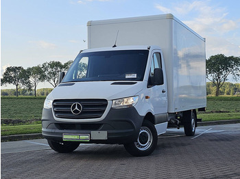 الشاحنات الصغيرة صندوق مغلق MERCEDES-BENZ Sprinter 316