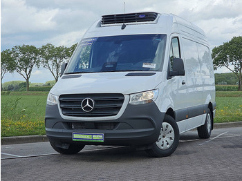 الشاحنات الصغيرة المبردة MERCEDES-BENZ Sprinter 317