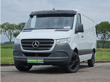 فان المدمجة MERCEDES-BENZ Sprinter 319