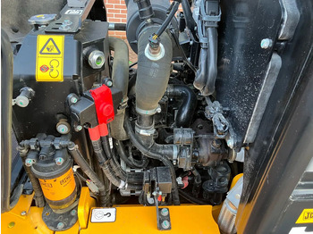 اللودر المجنزر صغير JCB 403 PLUS: صور 5 اللودر المجنزر صغير JCB 403 PLUS: صور 5