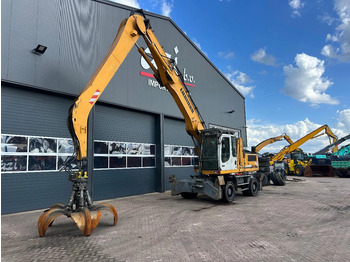 حفارة النقل والشحن LIEBHERR A 924