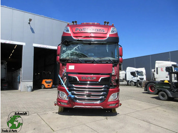 شاحنة جرار DAF XF 480