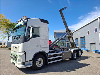 شاحنة ذات الخطاف VOLVO FH