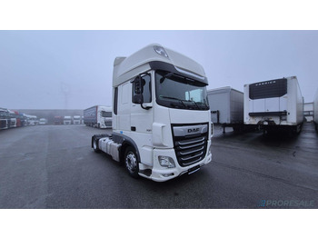 شاحنة جرار DAF XF 450