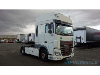 شاحنة جرار DAF XF 510