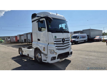 شاحنة جرار MERCEDES-BENZ Actros 1845