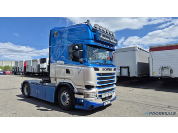 شاحنة جرار SCANIA R 450