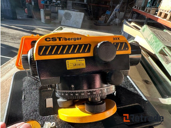 معدات البناء