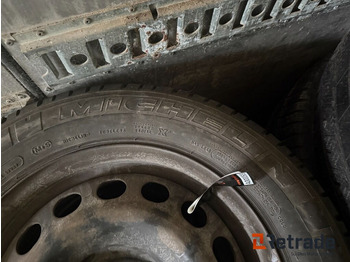 معدات البناء Däck Michelin 215/65 R16C: صور 5