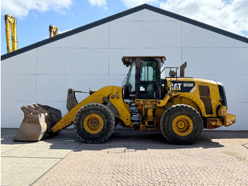 اللودر بعجل CATERPILLAR 950M