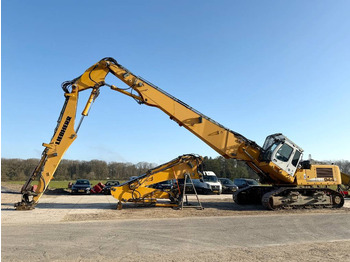 حفارات زحافة LIEBHERR R 944