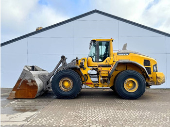 اللودر بعجل VOLVO L220H