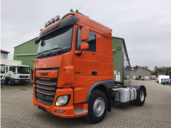 شاحنة جرار DAF XF 530