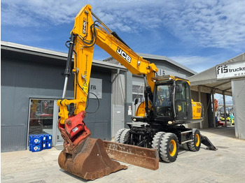 حفارة على عجلات JCB JS175W