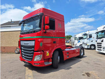شاحنة جرار DAF XF 440