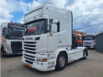 شاحنة جرار SCANIA R 520