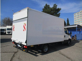 الشاحنات الصغيرة صندوق مغلق Iveco 35C16 Daily,2.3L Palfinger: صور 4